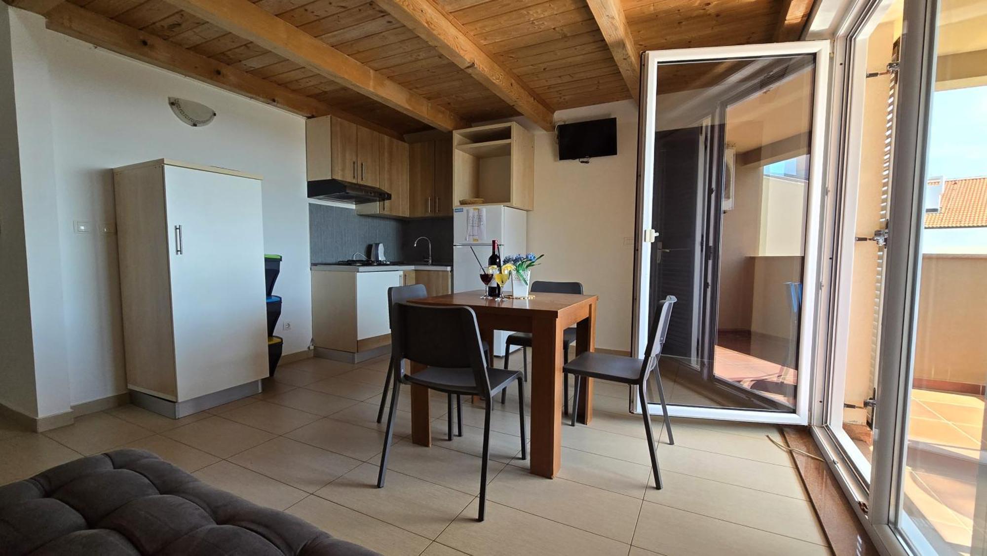M&m Apartment Novalja